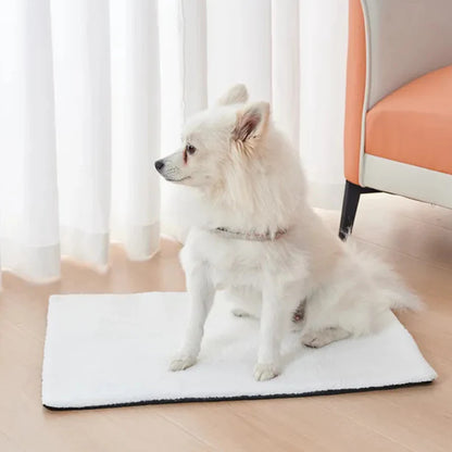 NobleNest™ Self-Warming Plush Mat